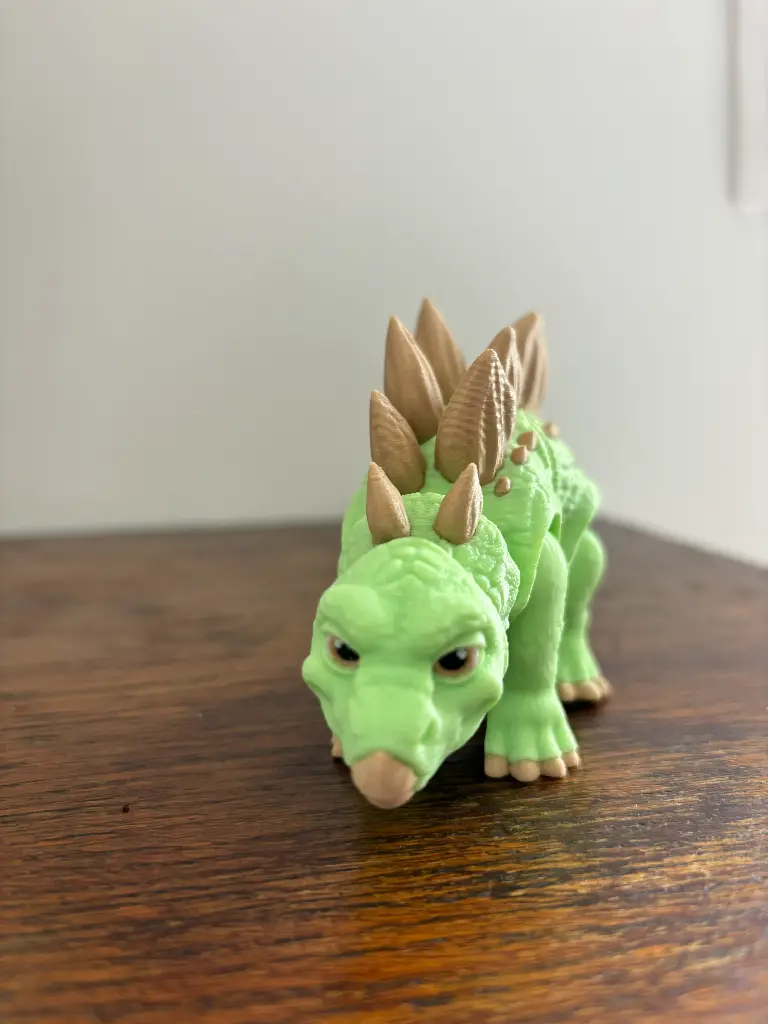 Stegosaure articulé