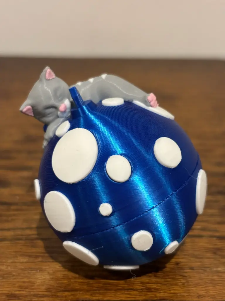 Sleeping cat (Zéphir) (Bleu)