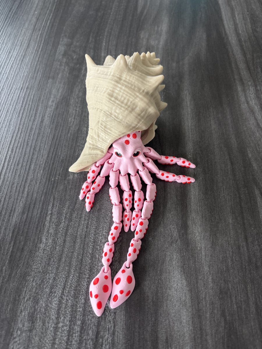 Sky the squid